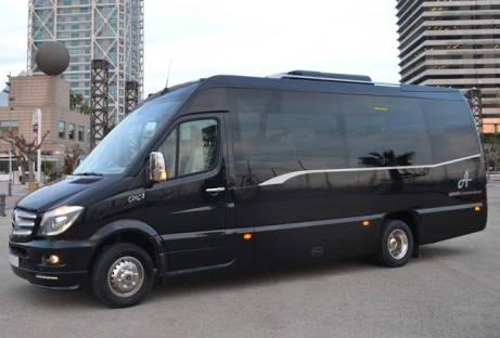 chicago minibus rental